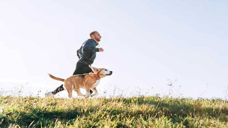 correre con cane