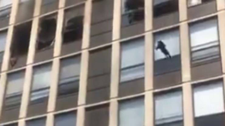 Il salto nel vuoto (Foto video)