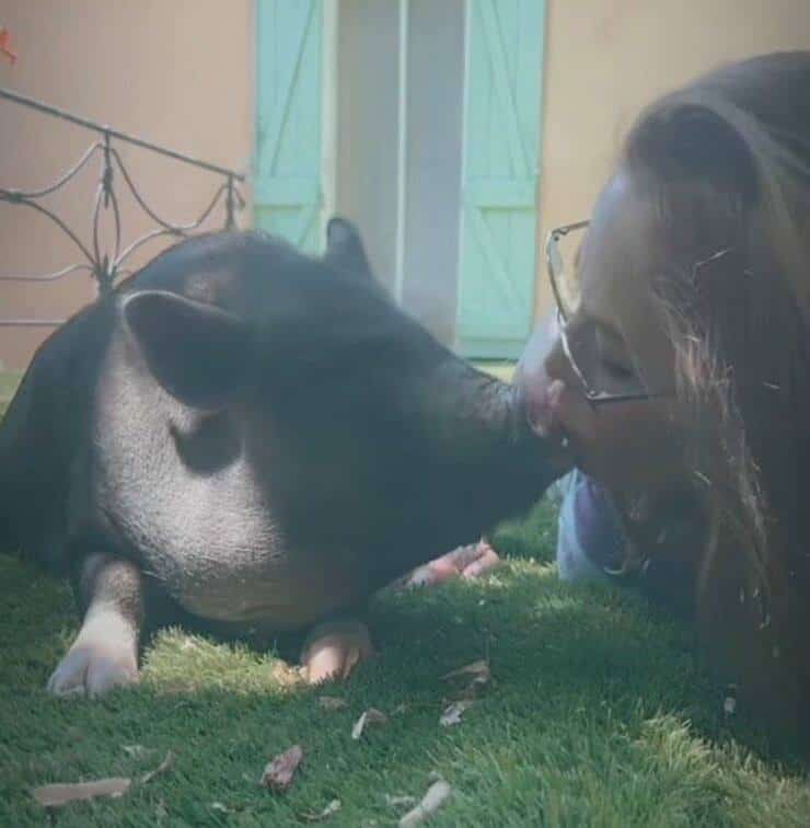 Naike Rivelli e Kiara (Screen video Instagram)