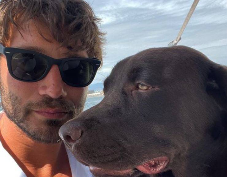Stefano De Martino: chi è il suo cane Choco