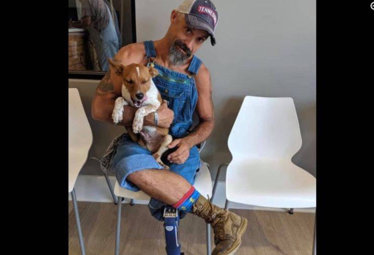 Il veterano e il cane