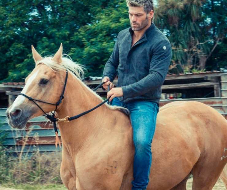 Clemente Russo e il suo cavallo Bionda