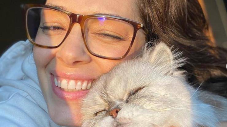 Giorgia Surina e il suo gatto: ecco chi è Giorgia Surina e il suo gatto