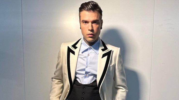 fedez aiuta cane