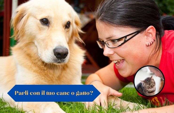 Donna parla con il cane