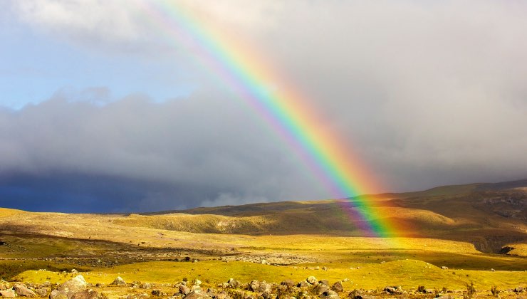 Un luogo magico nella natura chiamato Ponte Arcobaleno