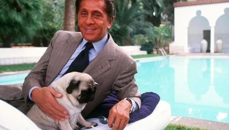 Valentino con il cane Carlino